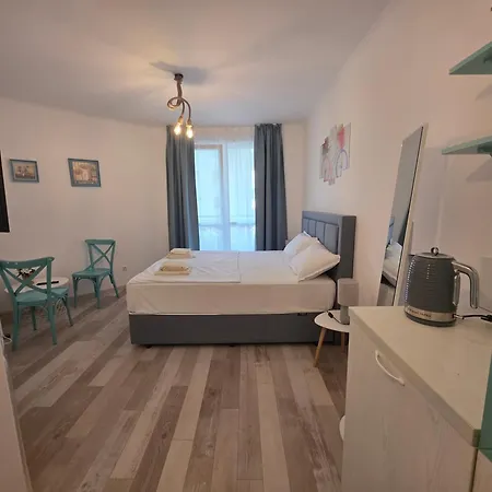 Marino Mar Deluxe Studios, & Indoorpool Inclusive Апартхотел