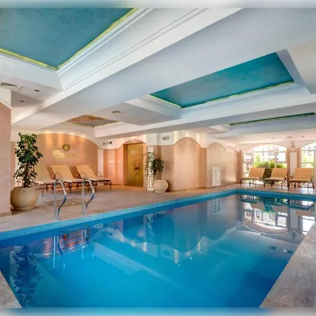 Marino Mar Deluxe Studios, & Indoorpool Inclusive Apart-hotel 3*