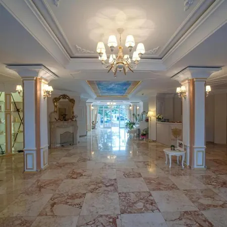 Marin'O Mar, Deluxe Studio - Sauna Spa & Wellness, Sunny Beach Sunny Beach
