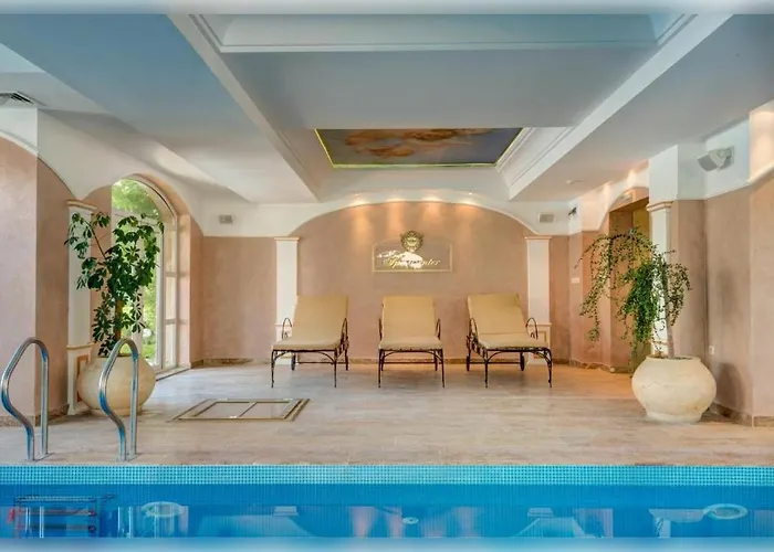 Hotel de apartamente Marino Mar Deluxe Studios, & Indoorpool Inclusive